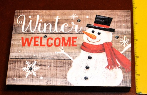SNOWMAN BLOCK with LED LIGHTS - CHRISTMAS / HOLIDAY / WINTER - FOR SHELF or WALL - Picture 4 of 6