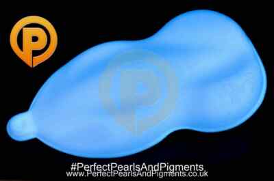 GLOW IN THE DARK PIGMENT - WHITE TO SKY BLUE GLOW