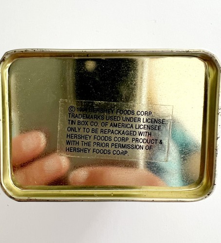 Hershey's Chocolate Mini Spice Tin Vintage Collectible 1994 Sage Kisses E23 - Picture 6 of 6