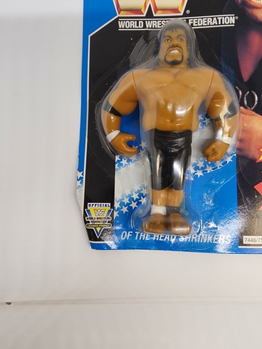 Rikishi Fatu WWF Hasbro 1993 signiert WWE HOF Head Shrinkers mit Fatu Flattner - Bild 4 von 10