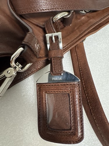 Borsa tascabile PRADA grande in pelle marrone - Foto 15 di 23