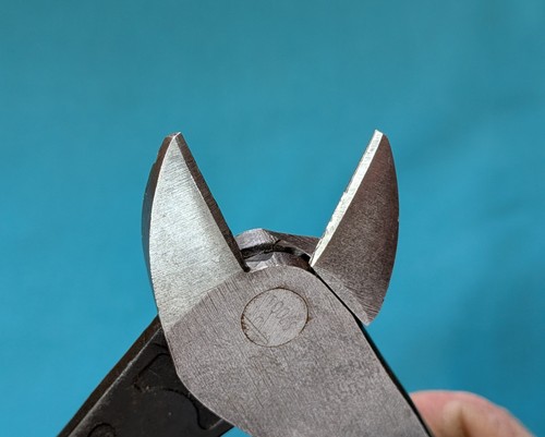 Klein Tools D248-8 Alicates de corte diagonal Cabezal en ángulo 8" EE. UU. - Imagen 13 de 16
