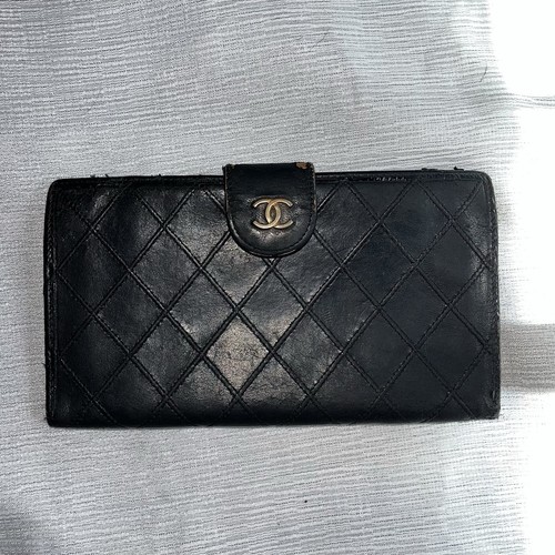 Chanel Vintage Black Leather Diamond Stitch Wallet - Picture 1 of 8