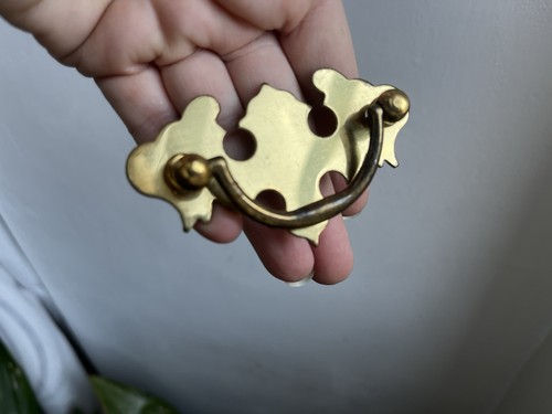 THREE Vintage Brass Chippendale Style Drawer Drop Handle Pulls 7.5 X 4 cm - Picture 1 of 9