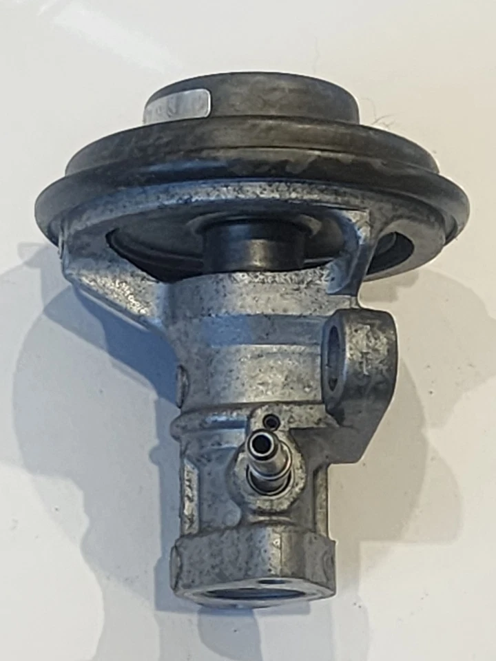 VÁLVULA EGR 25620-74330 OEM TOYOTA CAMRY SOLARA RAV4 Foto 4 de 4