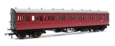 Hornby R4879 BR Collett Suburban Composite (RH) Coach No.W6631W