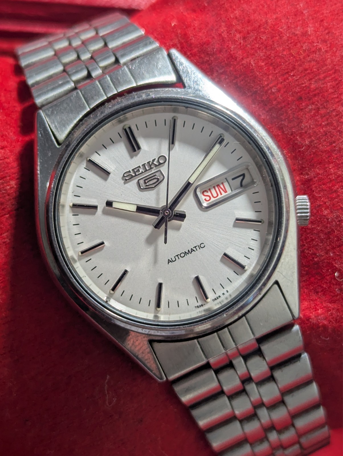 7S26A 2000 5 FEB JDM Vintage Dial Sunburst 34MM Silver Seiko - vintagewatches.pk