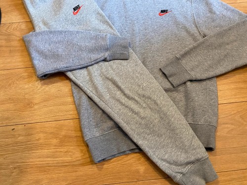 Nike Club Crew Neck Tracksuit Size XS New Without Tags - Picture 2 of 12