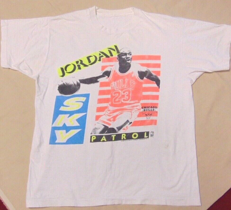90's Michael Jordan VTG Chicago Bulls NBA Magic Johnson T’s T Shirt Sky  Patrol
