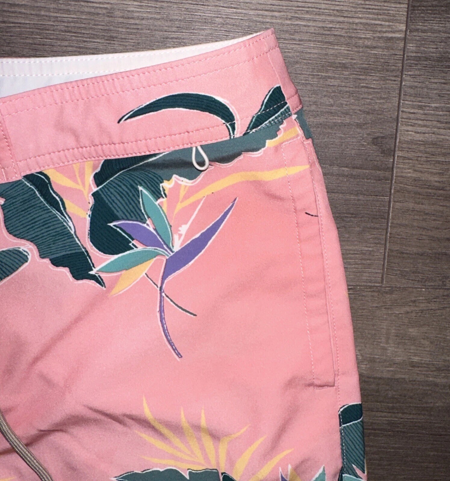 American Eagle Pink Tropical Swimwear Swim Shorts With Pockets Men M Medium image 5