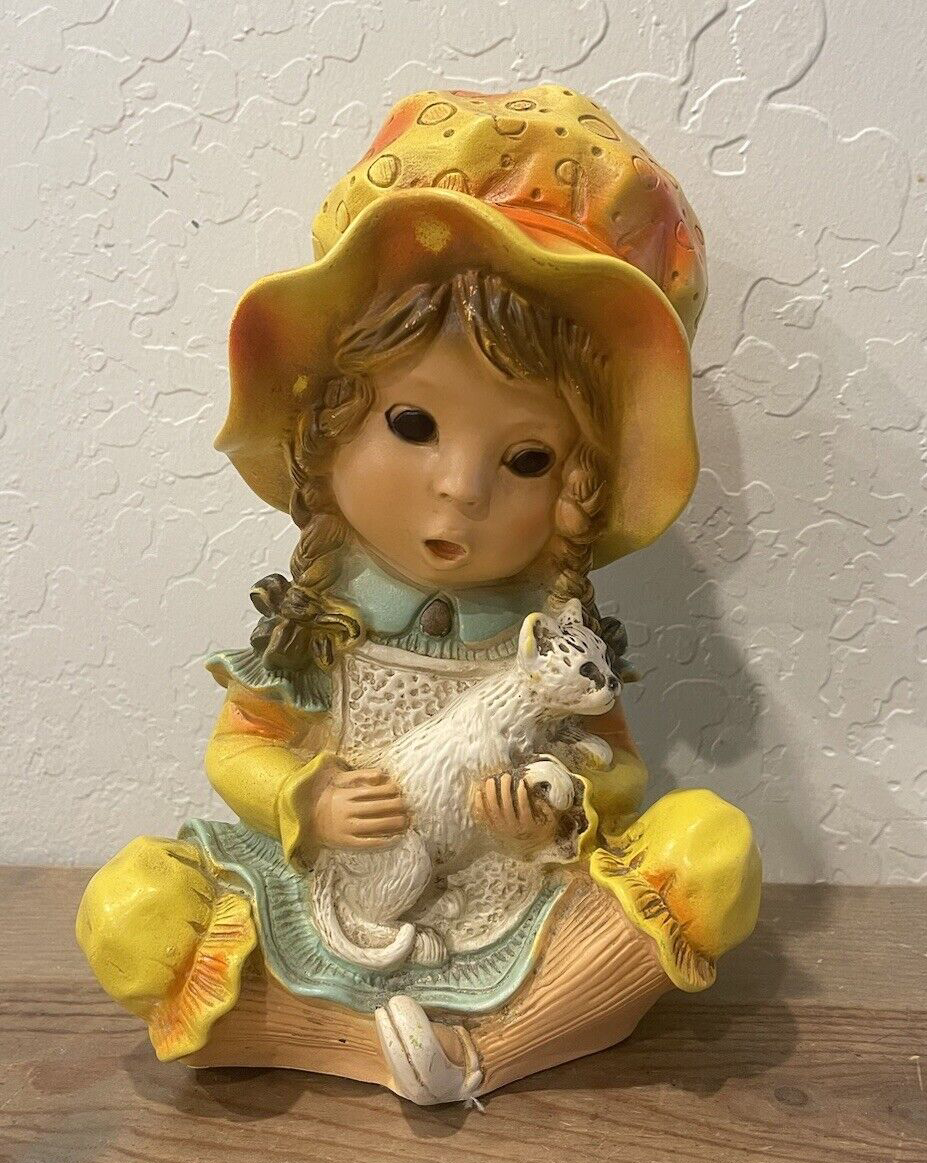 Vintage 1974 Universal Statuary Corp #293 Girl With Cat Chalk-Ware