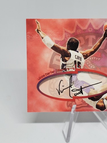 2000-01 Fleer Autographics Vince Carter FACSIMILE Auto Toronto Raptors Legend! - Picture 9 of 15