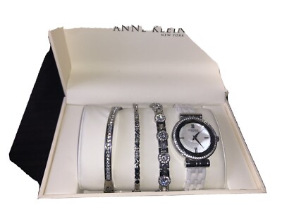 感謝セール!ANNE  Swarovski Crystal Accented Bracelet Anne Klein Women's Swarovski Crystal Accented Watch and