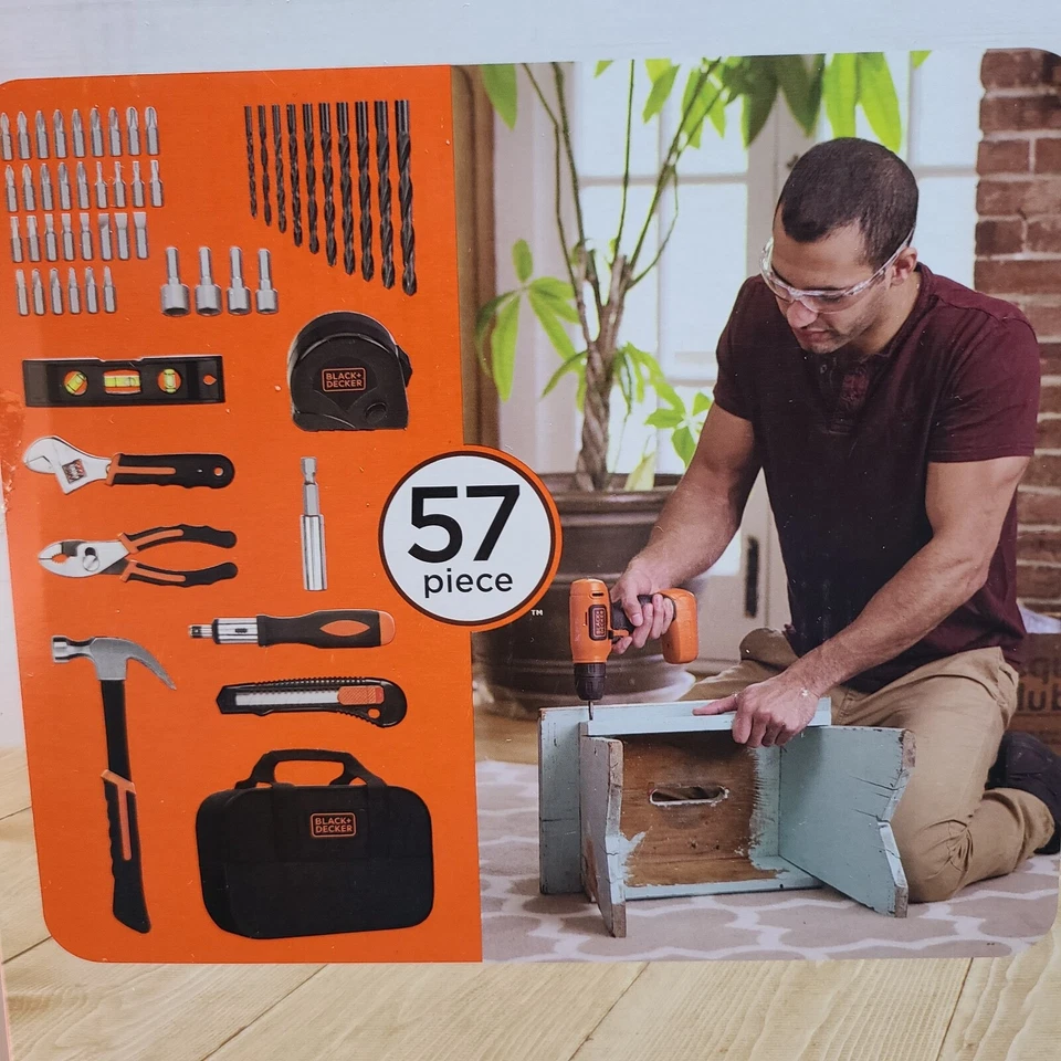 Black + Decker MAX 8V Lithium Ion Drill / Driver + 56 Piece Project Kit. - Image 4 of 4