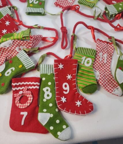 Vintage Hanging Garland Advent Calendar Cotton Fabric Individual Stockings  - Picture 1 of 4