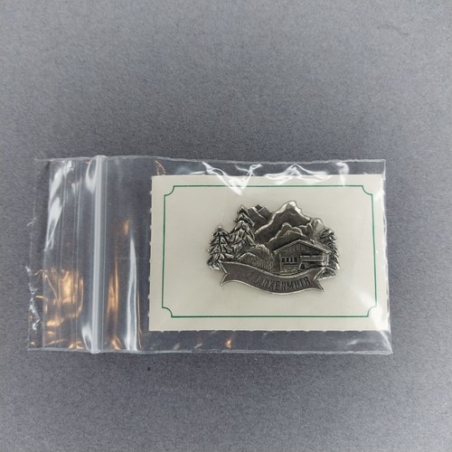 Frankenmuth MI Michigan Winter Bavarian Lodge Silver New Lapel Hat Jacket Pin