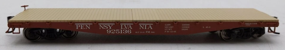 Red Caboose 32308-03 HO Pennsylvania 42' Fish Belly Side Sill Flat Car #925136 - Image 2 of 4