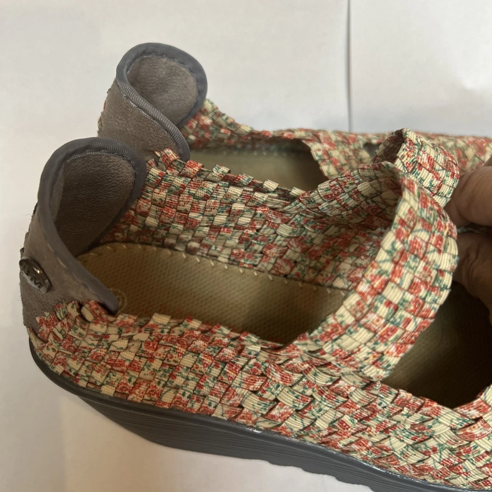 Bernie Mev Women 8.5 EU39 Slip On Pump Woven Metallic  - Image 3 of 4