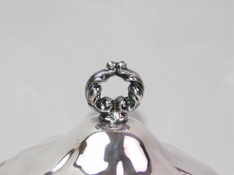 Plato de mantequilla con tapa e inserto Oneida LTD plateado de colección Foto 2 de 4