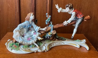 C1950 Capodimonte Neapel Porzellan Wippe Figurengruppe