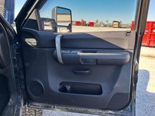 2007 Chevy Silverado 2500 Right Front Door Trim Panel Interior Oem Assembly 2007 Chevy Silverado 2500 Right Front Door Trim Panel Interior Oem Assembly