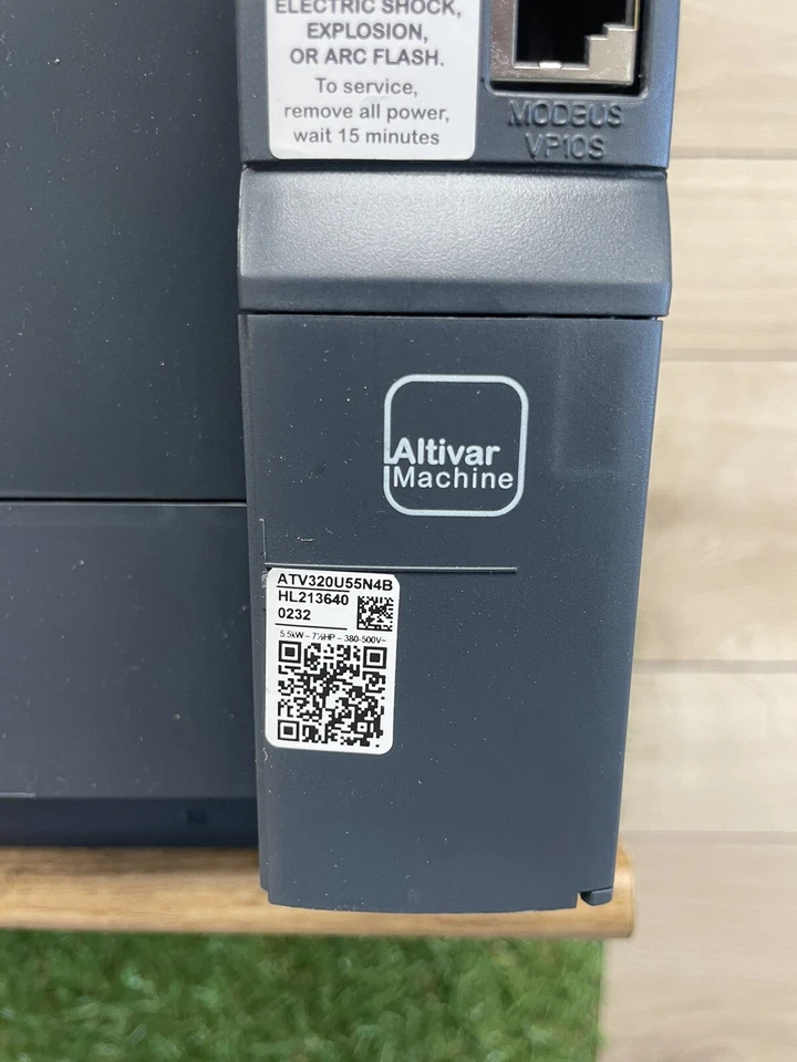 Altivar Machine - variateur - 5,5kW - 380/500V tri - book - CEM - IP21 - Photo 2/4