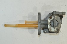 KAWASAKI ELIMINATOR BN 125 A BENZINHAHN KRAFTSTOFFHAHN TANKHAHN BENZINTANK HAHN