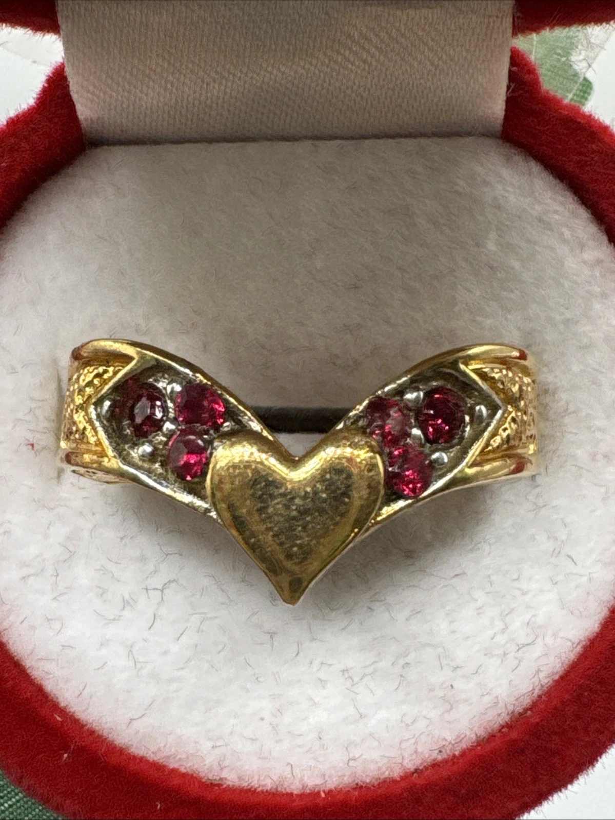 Bague vintage fantaisie cœur avec strass rose. Taille 57.