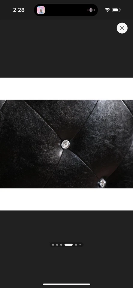 Cabecero doble de cuero sintético Tufted Twin XL Foto 4 de 4