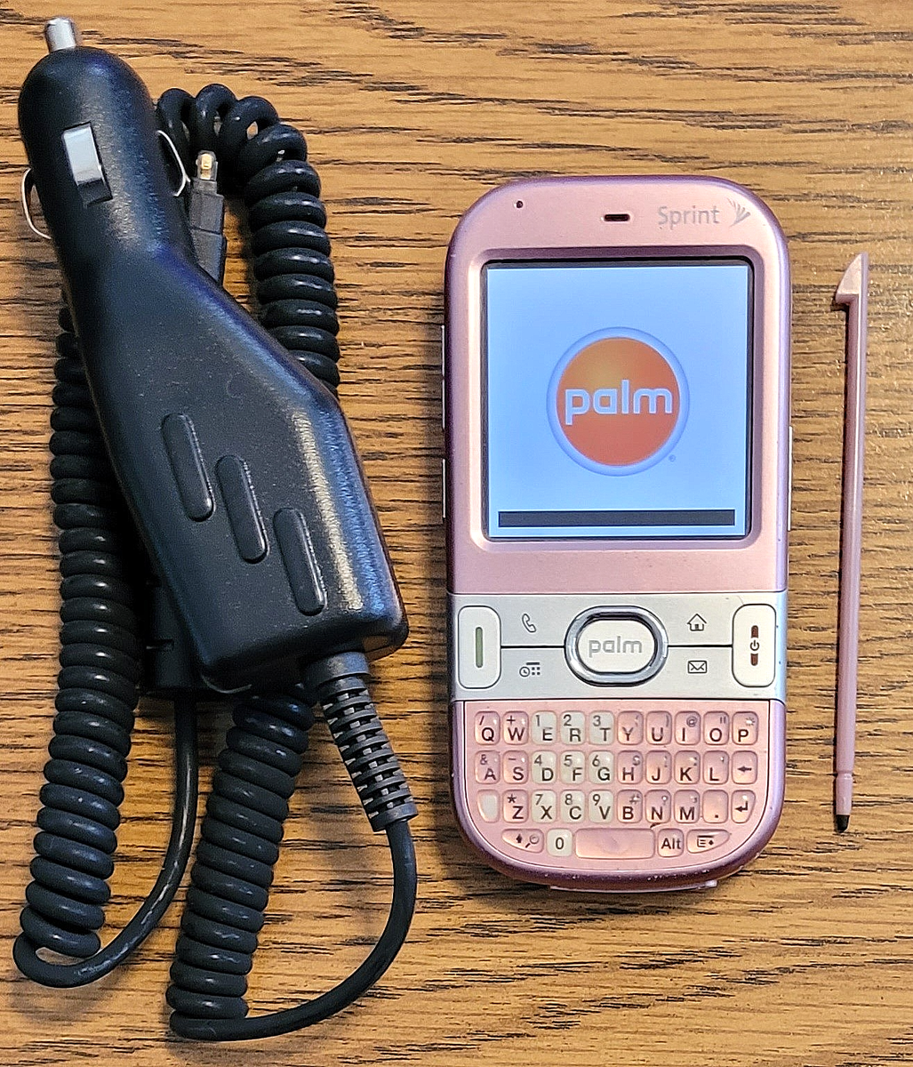 Palm Centro 690 - Pink ( Sprint ) Smartphone with 3 Games - Super