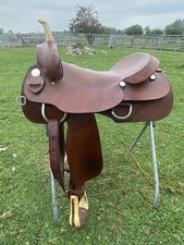 Lightly used 18" Rocking R Western cutting saddle made in USA