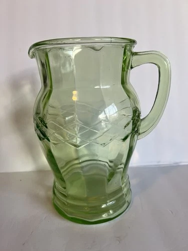Vintage Anchor Hocking Vaseline Uranium Glass Pitcher 1930’s