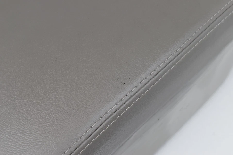 Buick Roadmaster 1992-1996 consola central cuero gris reposabrazos tapa almacenamiento OEM Foto 4 de 4