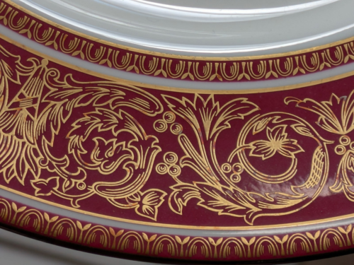 5pcs Royal Doulton Buckingham H4971 Gold Scrolls on Maroon 5 Pcs Place Setting - Picture 3 of 23