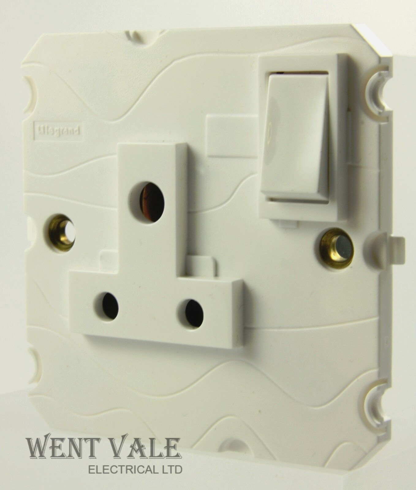 Legrand Arteor - 5721 40 - Single 5a Round Pin Switched Socket Body New
