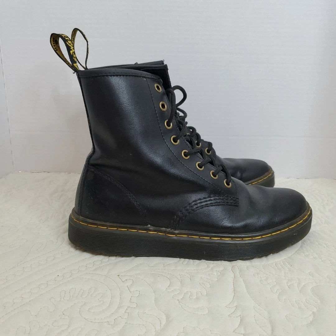 Dr. Martens Boots Size 9 Doc Martens AW004 Black Leather Lace Up Y2K AW0044 8A88 Dr Martens Aw004 In Men main image 3