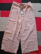 Brand New Ladies Primark Size 6 Nude Elasticated Belted Cropped Trousers