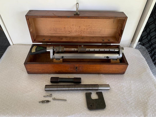 VINTAGE BOX FORD DENFORDS LONDON HALIFAX ENGINEERING HAND TOOL - Picture 1 of 21