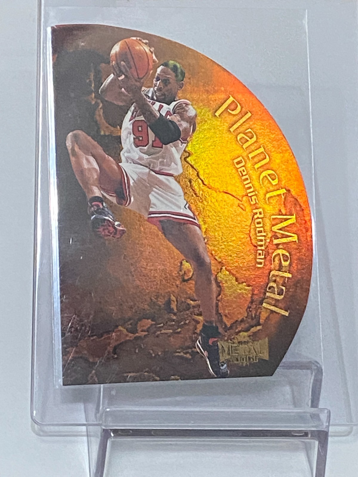 1998-99 Skybox Metal Universe #5 Bulls Planet Metal Diecut ~ Dennis Rodman !