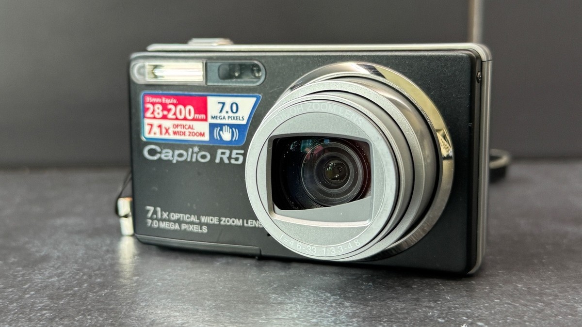 【中古】 RICOH リコー デジタルカメラ Caplio (キャプリオ) R5 ブラック Caplio R5 (BK) Ricoh Caplio R5 Black 7.0MP Digital Camera - Black | eBay