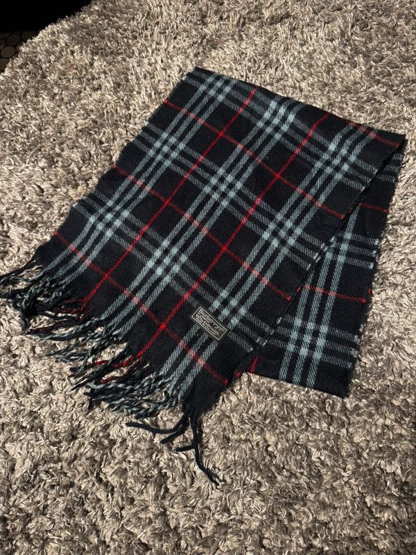 burberry shawl black