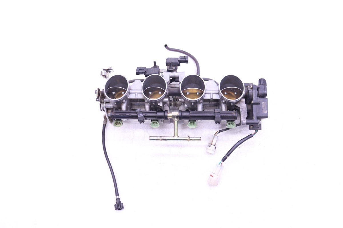 2005-2006 Kawasaki ZX6R ZX636 ZX6 636 OEM Throttle Bodies Body