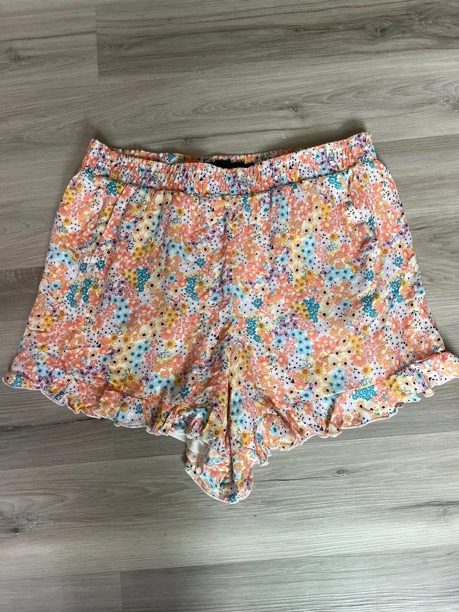 Torrid floral shorts shop