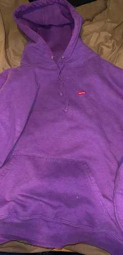 Sweat à capuche Supreme Box Logo (FW23) violet foncé taille L homme (occasion)