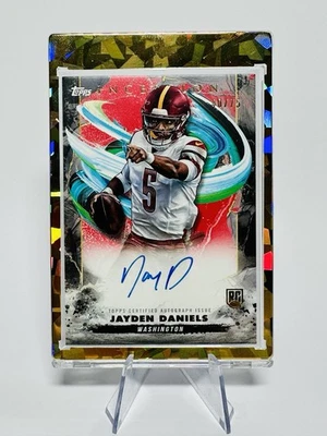 2024 Topps Inception Football Jayden Daniels On Card Rookie Auto 40/75 - Bild 1 von 4
