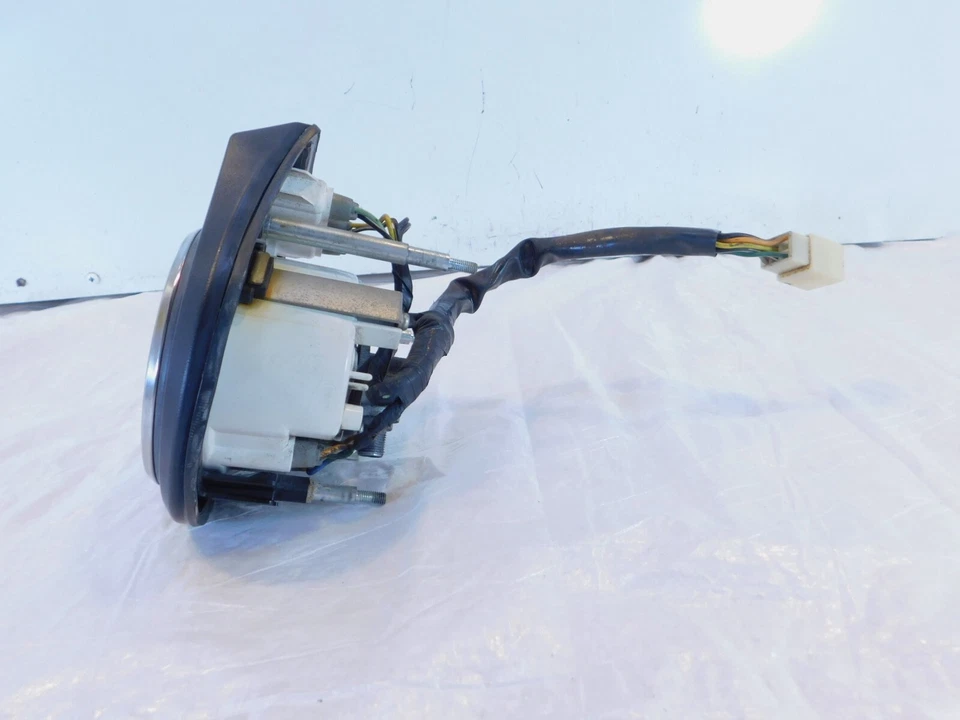 Suzuki Savage 650 LS650 1986 y 1987 velocímetro medidor de velocidad y capó de ajuste Foto 4 de 4