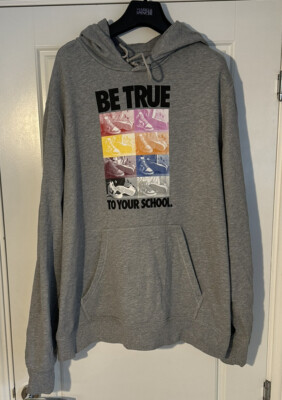 NIKE Sportswear Pullover Hoodie BE TRUE TO YOUR SCHOOL Grau Größe Extra Large
