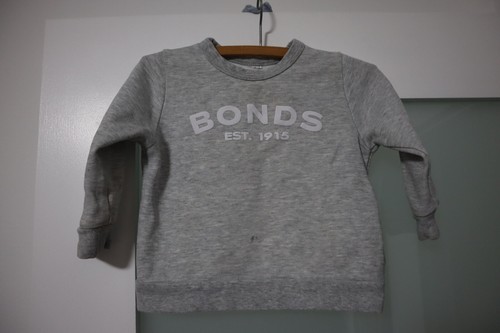 Bonds grey jumper size 1 (neck tag missing) - Picture 1 of 1