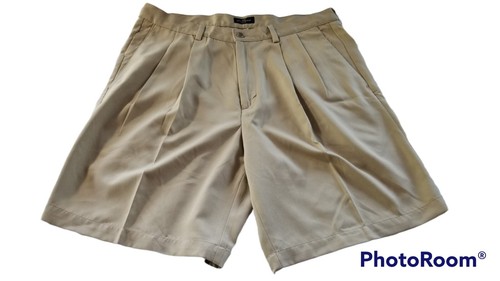 Dockers Golf Mens Khaki Chino Shorts Size 36 Polyester Pleated Front Casual - Picture 2 of 8