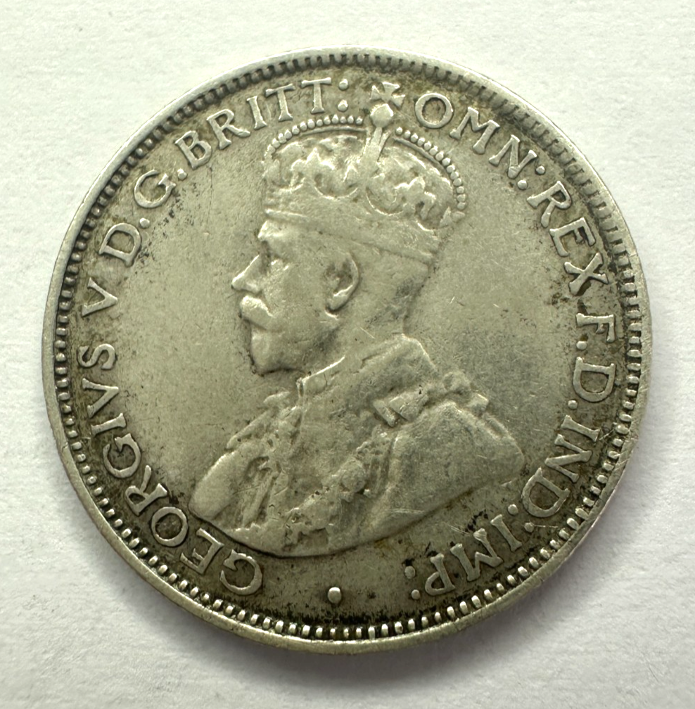 Foto 2 di 2
